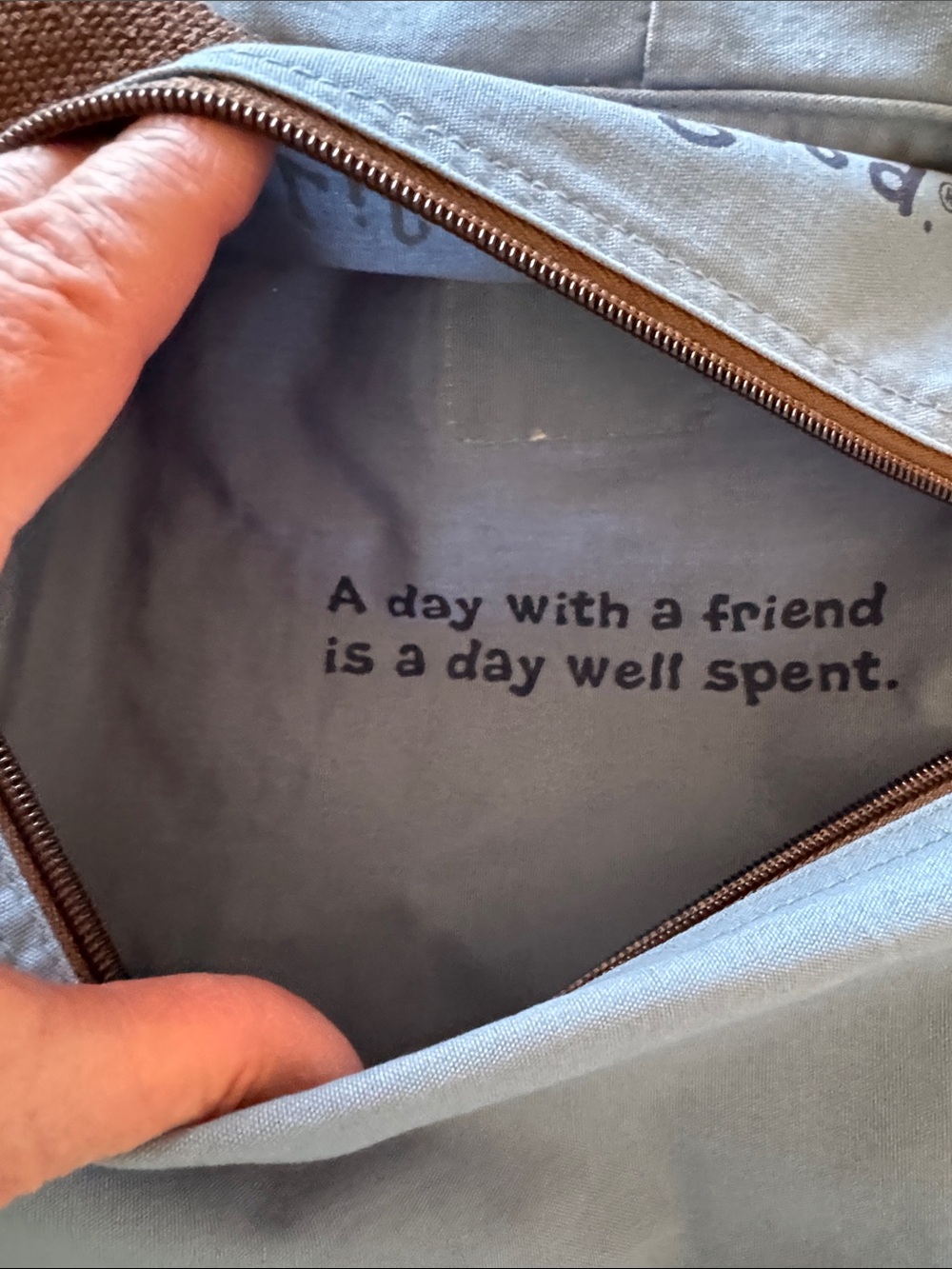 Life Is Good drawstring back pack - Picture 9 of 10